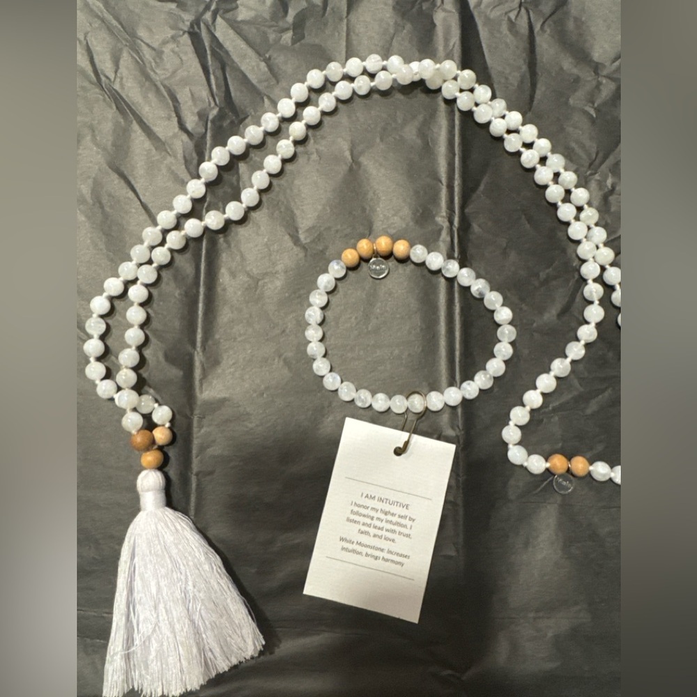 White and Tan Beaded Necklace and Bracelet Set